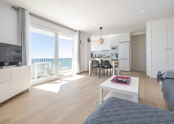 Vacacional En Edificio Torresol, Primera Linea De Playa